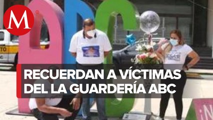 En 13 aniversario luctuoso de guardería ABC, padres de víctimas se congregan en antimonumento