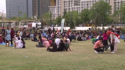 80'ler dizisi oyuncuları Millet Bahçesi'nde