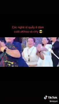 tưng bừng tại đám cưới của Mạc Văn Khoa