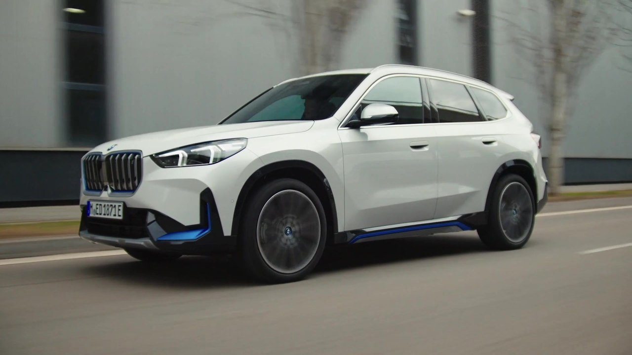 BMW iX1 - Eine neue Ära der Fahrfreude im kompakten SAV
