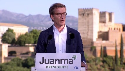 Feijóo compara en un mitin frente a la Alhambra la puesta de Sol de Granada con la de Fisterra