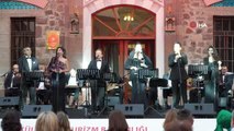 Ankara Devlet Klasik Türk Müziği Korosu, Cumhuriyet Müzesi'nde konser verdi