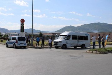 İşçi servisleri çarpıştı: 7 yaralı