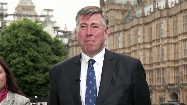Sir Graham Brady announces vote of no confidence will take place on Boris Johnson on Monday