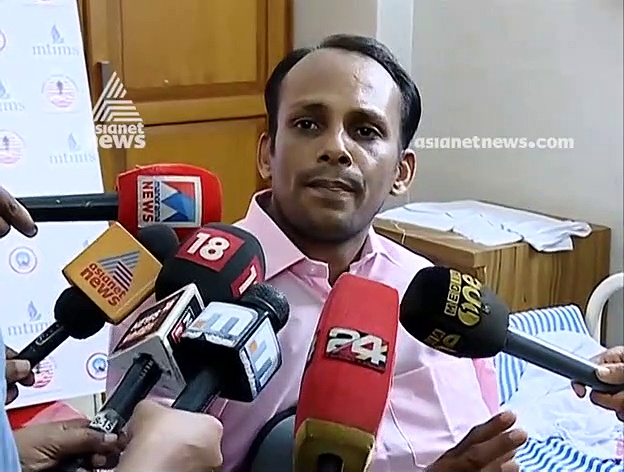 ജനപ്രതിനിധികള്‍ വിളിക്കുമ്പോള്‍ പോലും നല്ല ഭാഷയില്‍ സംസാരിക്കാന്‍ പൊലീസിന് കഴിയുന്നില്ല