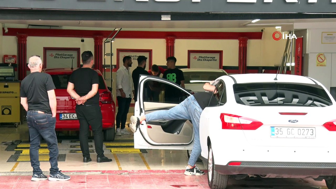 Otomobil almayı düşünenler dikkat! İkinci el araç piyasasına bayram dopingi