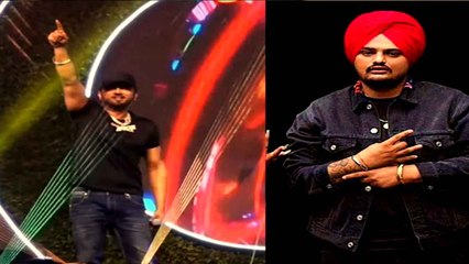 Sidhu Moosewala का सिग्नेचर स्टेप करते हुए Honey Singh ने दिया ट्रिब्यूट, Videol|FilmiBeat*News