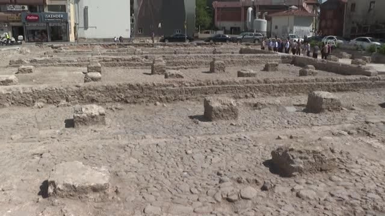 İzmir İktisat Kongresi'ni 100. yılında yeni kongre binasında düzenleme hedefi