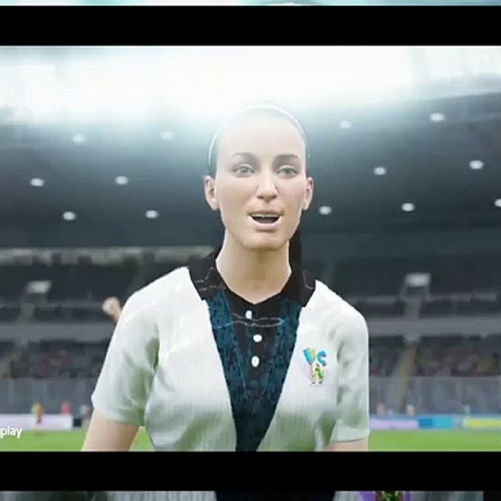 Sút bóng quá nhanh, quá hiểm. Thủ môn chỉ biết chôn chân, đứng nhìn bóng bay vào lưới