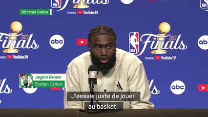 Celtics - Brown revient sur son altercation avec Draymond Green : "Il avait ses jambes sur ma tête"