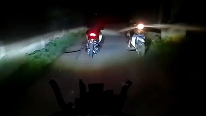 NAIK GUNUNG MALAM SAMPAI TERSESAT! Motocamp di Kaki Gunung Salak Bogor _ #hiling