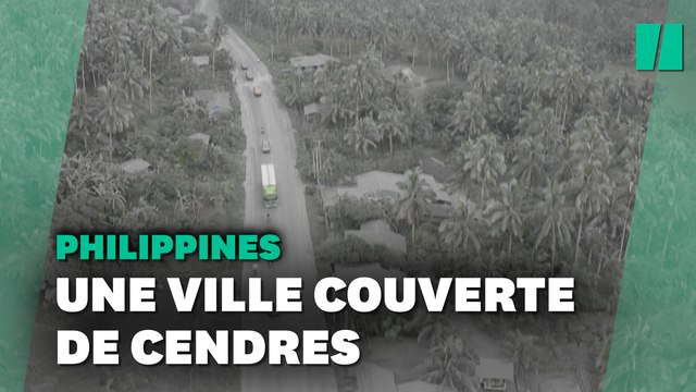 Une ville des Philippines recouverte de cendres après une éruption volcanique