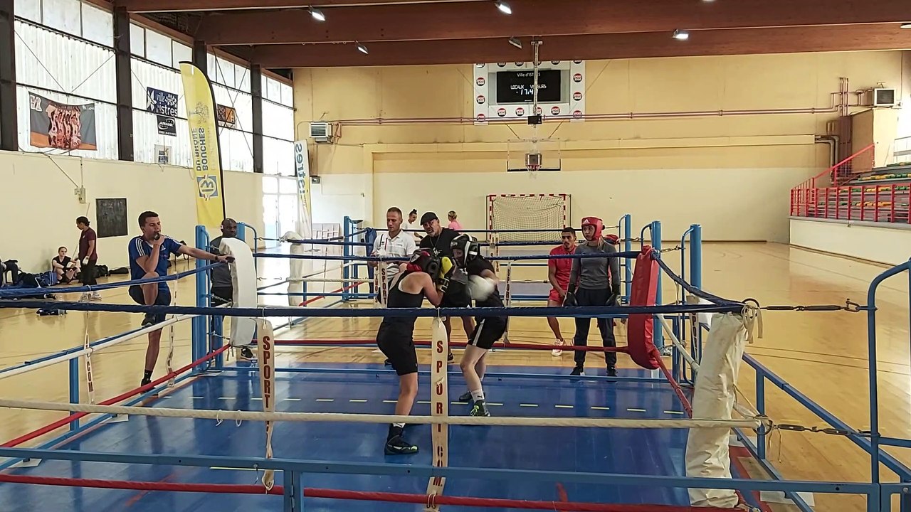 Ca cogne dur au CEC d'Istres avec l'équipe de France de boxe féminine