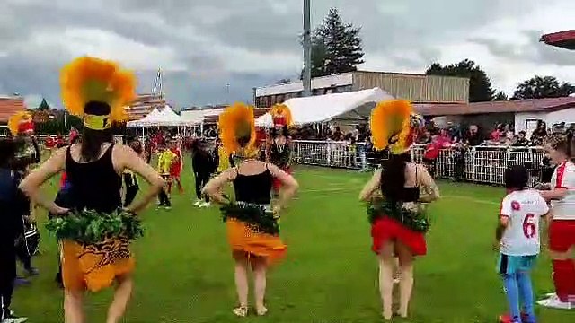 Malgré un temps mitigé et des trombes d'eau à la remise des récompenses, 82 équipes près de 450 rencontres organisées sur 15 terrains pour le Grand Rassemblement Martial Vogein U7, U9, U8F et U10F avec en prime à la mi-temps le groupe Moehani Tahiti 57.