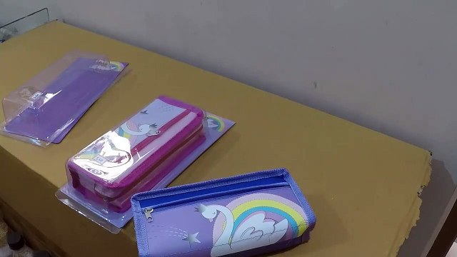 Unboxing and Review of amazing fancy 2 chain pouch for students