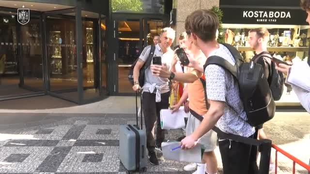 La selección española pone rumbo a Suiza