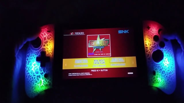 NYXI Milk Blitz Ice Cracking Style Wireless Joy Pad Unboxing & Demonstration