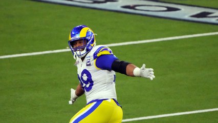 Aaron Donald Signs Extension With Rams