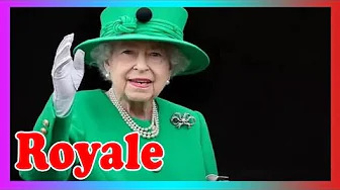 Taquiner les personnes anti-monarchie qui ont été embr0chées après avoir renversé la famille royale