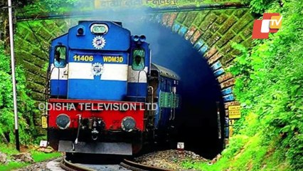 Special Story | Indian Railways to call passengers before their arrival station - OTV report