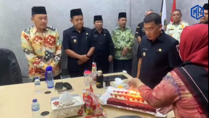 Do'a Bersama Hari Ultah Bupati Muratara H. Devi Suhartoni, Yang Memimpin Do'a Langsung Wakil Bupati Muratara H. Inayatullah