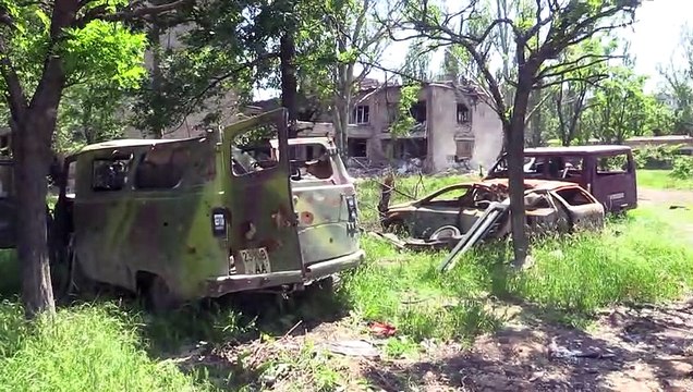 Украинский Донбасс стоит : бои за Северодонецк продолжаются