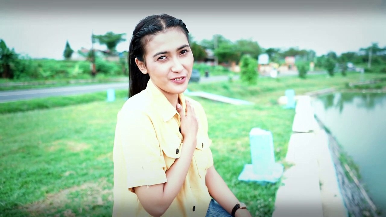 MELEPAS LAJANG - ANISA SALMA