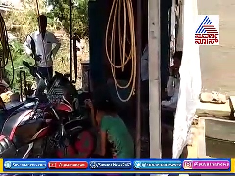 ವಾವ್..! ಪಂಕ್ಚರ್ ಹಾಕುತ್ತಲೇ PUC ಟಾಪರ್ ಆದ ಬಳ್ಳಾರಿಯ ಕುಸುಮ