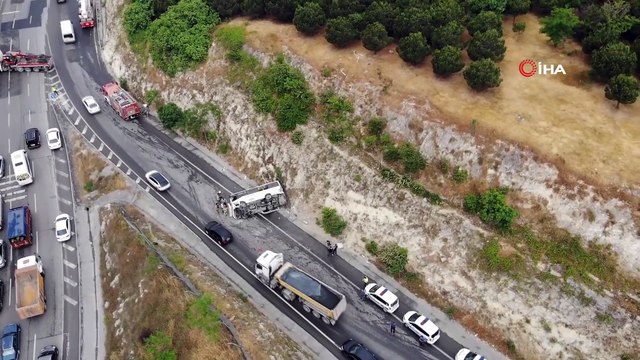Başakşehir’de servis aracı yan yattı: Çok sayıda yaralı var