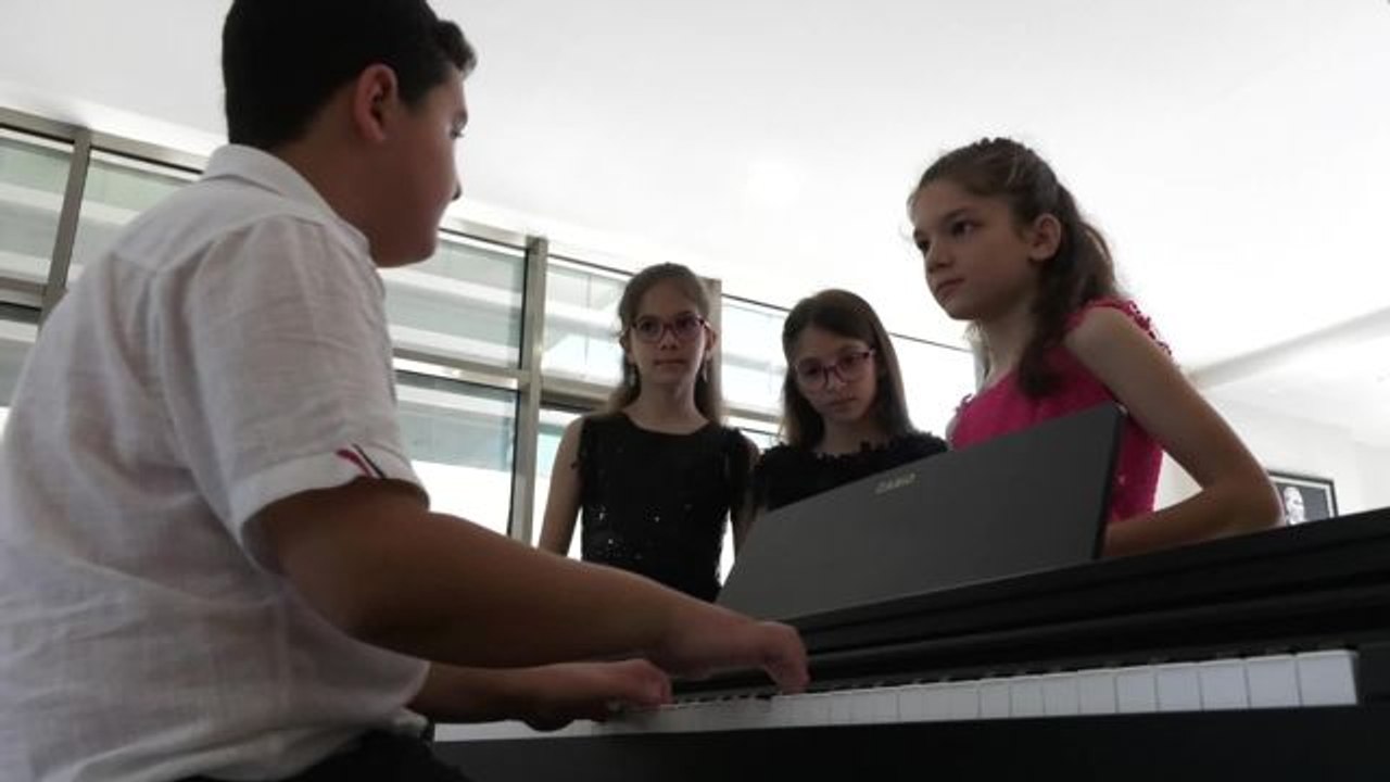 Konyaaltı Belediyesi Müzik Akademisi'nde  Yeni Umutlar Yeşeriyor