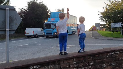 ''It's the simple things!' Excited boys get their day made after a passing truck honks at them '
