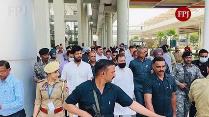 Rahul Gandhi Honors Moose Wala’s Legacy in Mansa 🎤