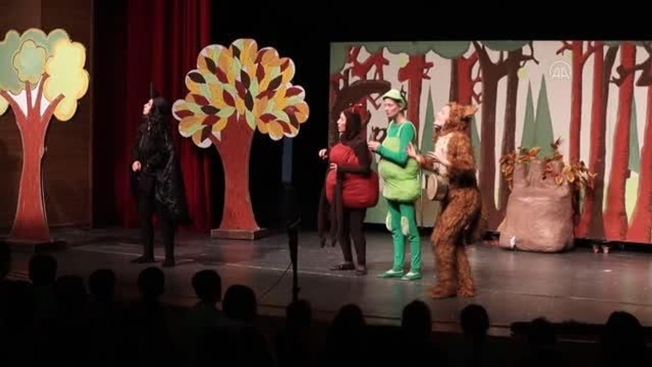 Çocuklara tiyatroyla çevre bilinci aşılanıyor