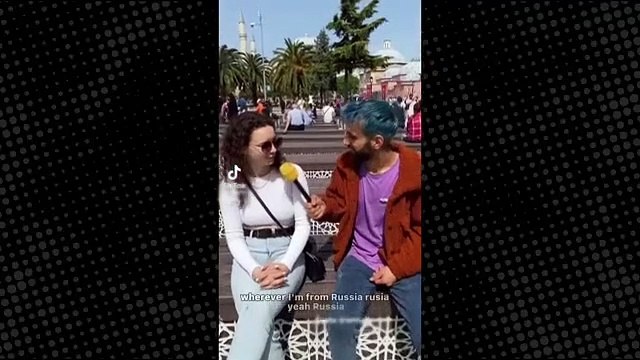 Sosyal medya röportajında Rus turiste ahlaksız teklif: Sevgilin var mı, birlikte otele gidelim mi?