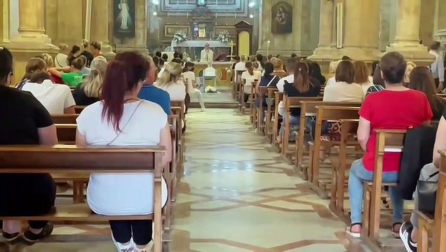 Lacrime a Palermo per l'ultimo saluto a Bryan morto annegato