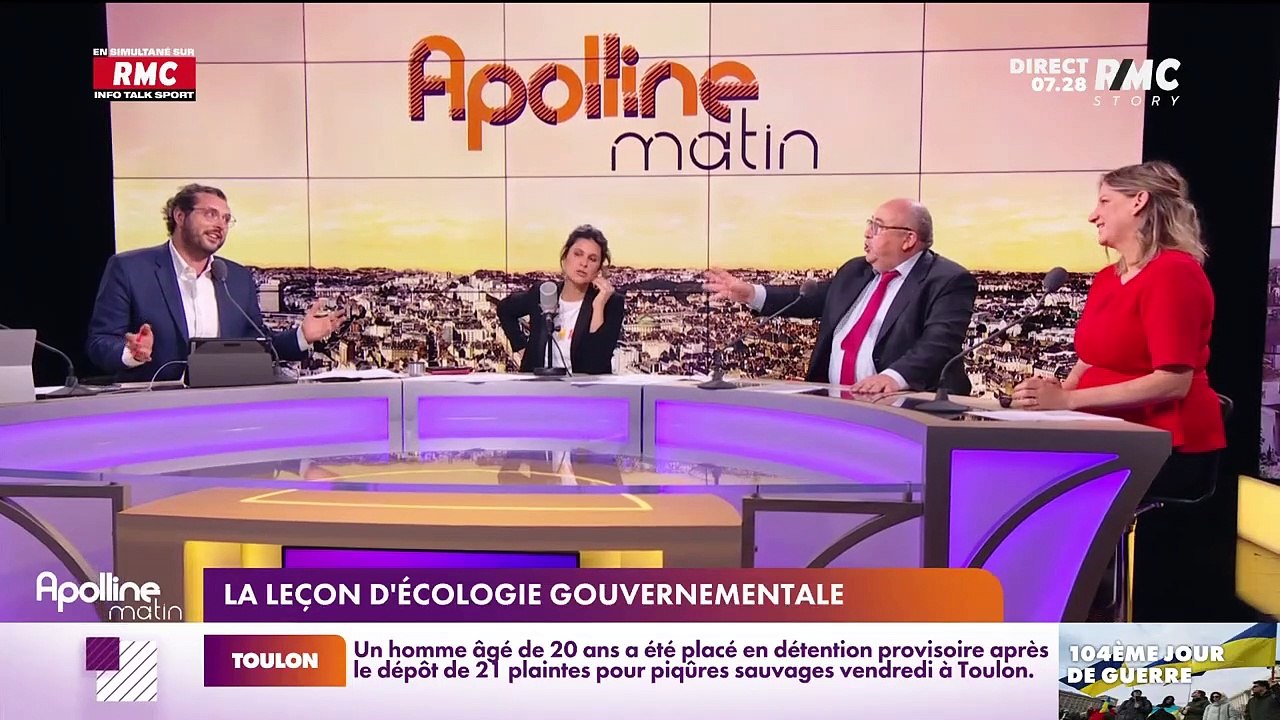 "Prendre sa douche à plusieurs pour économiser l'eau" : Une fake news d'Emmanuel Lechypre provoque un fou rire sur RMC