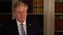 Boris Johnson supera il voto di sfiducia, ma con valanga di 