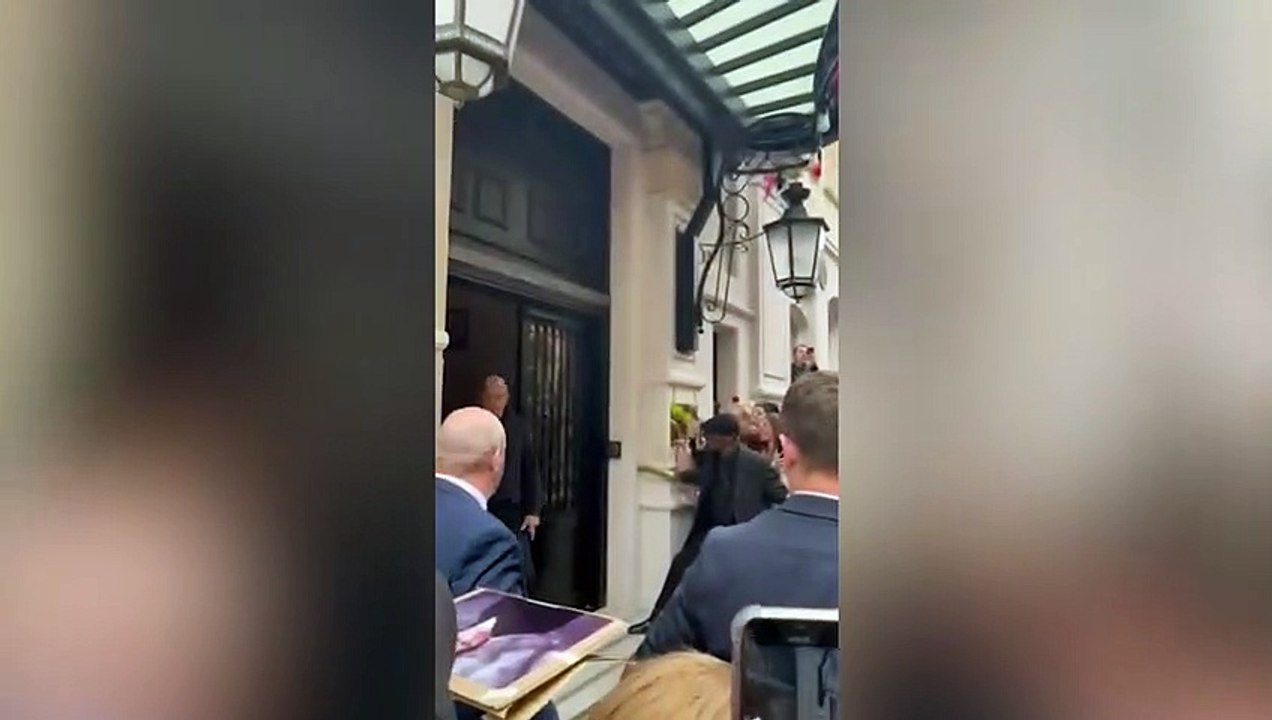 Johnny Depp fans cheer Hollywood star at The Grand Hotel in Birmingham