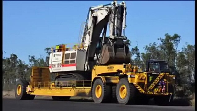 Büyük iş Makinalarını Nakletmek için Yapılmış Taşıyıcı