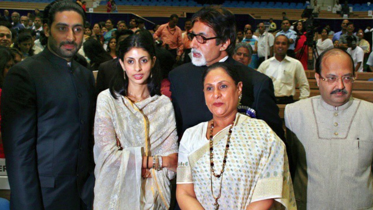 Amitabh Bachchan Became 'NANA' Niece Naina Welcomes Baby Boy,Aishwarya Rai & Abhishek Bachchan baby
