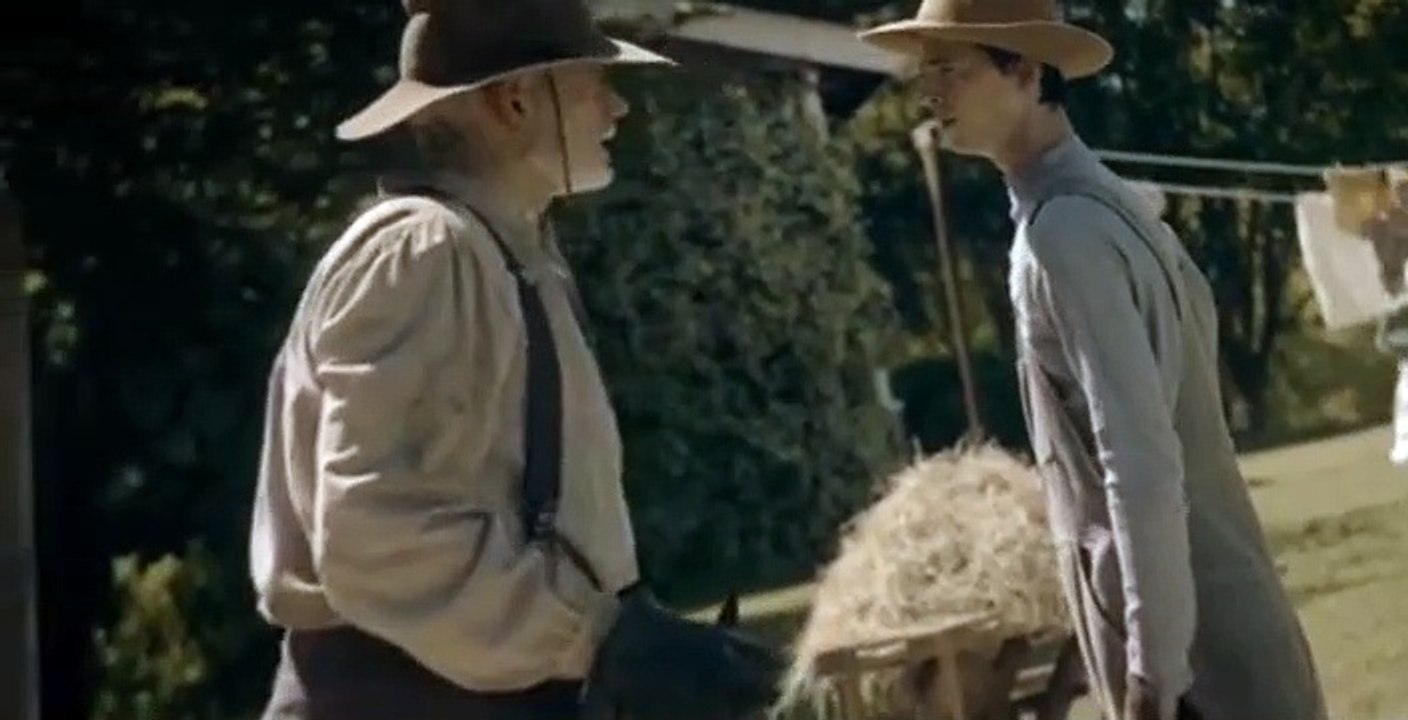 Lore S01 E01