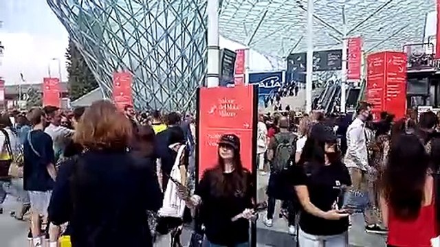 Salone del Mobile 2022, folla record all'apertura