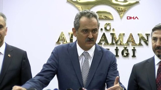 Lisede Kur’an-ı Kerim’e yapılan alçaklığa ilişkin Bakan Özer’den flaş açıklama