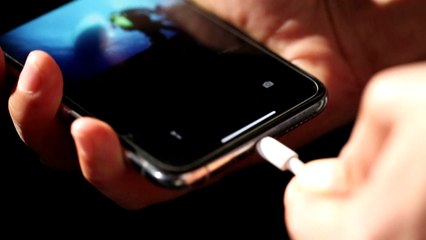 União Europeia impõe carregador único para dispositivos portáteis