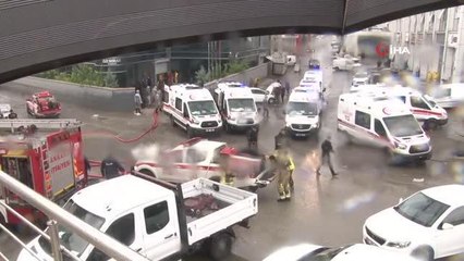 Sağanak sonrası mahsur kalan 100'ü aşkın kişiden 11'i yaralı olarak kurtarıldı