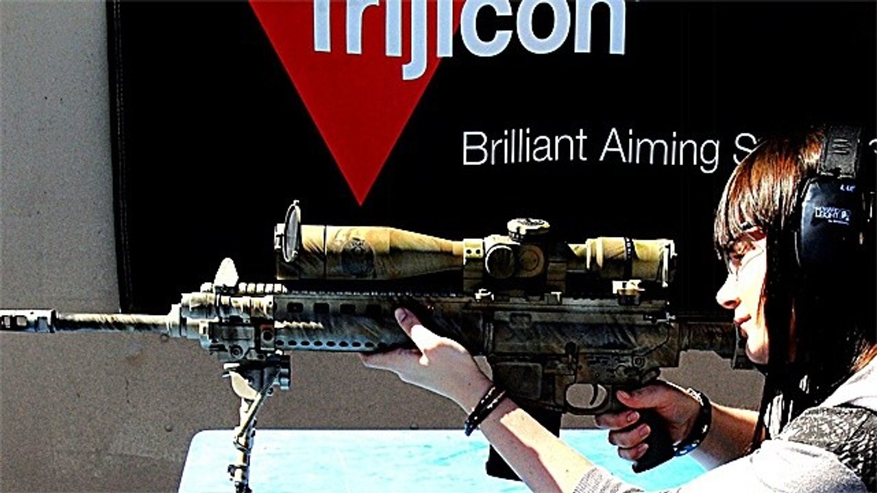 Die »Vorshow« 05/2012 - Maxi will an die Waffen!