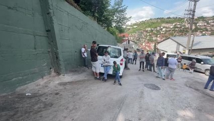 Üzerine çöp konteyneri devrilmesi sonucu yaşamını yitiren çocuk defnedildi