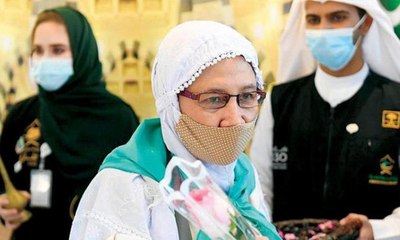 استقبال أولى رحلات حجاج الخارج في جدة
