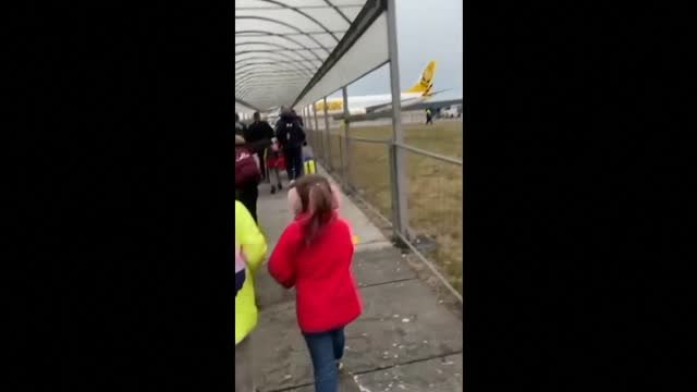 Una ucraniana descubre que los rusos robaron sus pertenencias