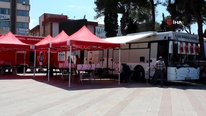 Alaşehirliler kan verme yarışına girdi